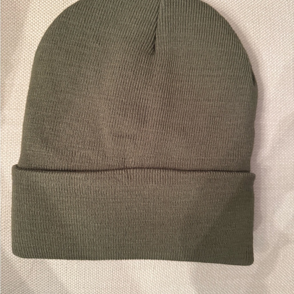 lululemon Unisex Olive Green Beanie - Picture 2 of 3